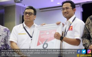 Ketum Partai Garuda Ternyata Adik Anak Buah Prabowo - JPNN.com