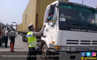 Sistem Ganjil Genap di Tol Japek, Truk Juga Bakal Ditilang? - JPNN.com