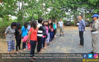 Lihat, 15 PSK Disuruh Baris - JPNN.com