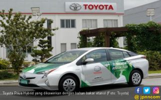 Pengembangan Toyota Prius Hybrid Kawin Silang Etanol - JPNN.com