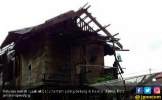 Cuaca Ekstrem, Ratusan Rumah Rusak, 1 Warga Tewas di Kerinci - JPNN.com