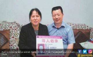 24 Tahun Mencari, Sopir Taksi Temukan Anaknya yang Hilang - JPNN.com