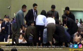 Berniat Menolong, Dua Wanita Jepang Dituding Nodai Ring Sumo - JPNN.com