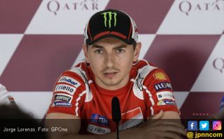 MotoGP 2018: Garasi Ducati Memanas, Lorenzo Serang Dovizioso - JPNN.com