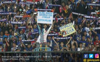 Aremania Kejar dan Adang Bus Pemain Arema FC, Mereka Kecewa - JPNN.com