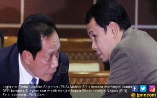 Ustaz Mahfuz Ungkap Adanya Internal PKS Berpikiran Jahat - JPNN.com