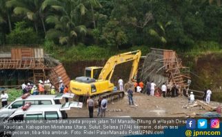 Jembatan Ambruk di Minahasa Utara, 2 Pekerja Tertimbun - JPNN.com