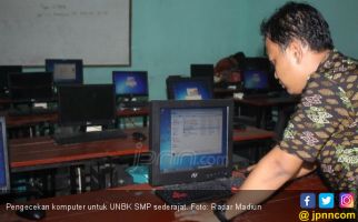 Sinkronisasi Jaringan UNBK SMP Molor Dua Jam - JPNN.com