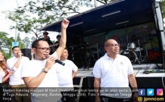 Menaker Meriahkan Gerak Jalan May Day di Tangerang - JPNN.com