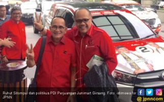 Ssstt, Ada Foto Bang Ruhut Sitompul Sudah Berbaju PDIP - JPNN.com