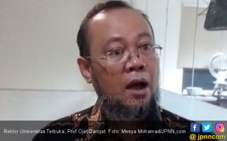 Pendidikan Jarak Jauh, Uang Kuliah di UT Murah Banget - JPNN.com