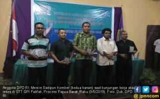 Mervin Komber: Setop KDRT di Tanah Papua - JPNN.com