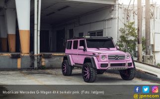 Nikmati Kecantikan Mercedes G-Wagen Berkelir Pink - JPNN.com