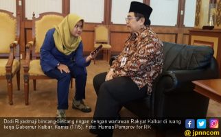 Sahur Minum Air Putih Hangat agar tak Gampang Haus - JPNN.com