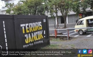 Densus 88 Tangkap 3 Terduga Teroris di Probolinggo, Ada PNS? - JPNN.com