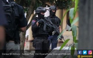 Densus 88 Bekuk 3 Terduga Teroris di Universitas Riau - JPNN.com