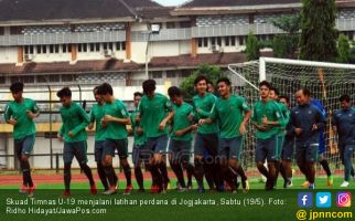 Tendangan Penalti Masuk Menu Latihan Kiper Timnas U-19 - JPNN.com