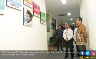 Wakil Ketua MPR Mahyudin Puji Camat Tanjung Redeb - JPNN.com