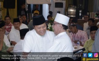 Hidayat Nur Wahid: Umat Islam Harus Terlibat Politik - JPNN.com