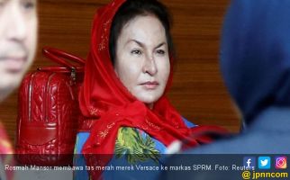 Nyonya Najib Terancam Dijerat 20 Dakwaan - JPNN.com