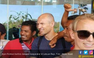 Mengintip Keseruan Liburan Arjen Robben ke Labuan Bajo - JPNN.com