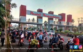 Libur Lebaran, Pantai Pangandaran Diserbu Wisatawan - JPNN.com