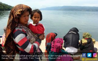 Proses Evakuasi KM Sinar Bangun Begitu Rumit, Semoga Sukses - JPNN.com