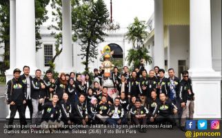 Jurnalis Istana Dapat Jaket Asian Games dari Presiden Jokowi - JPNN.com