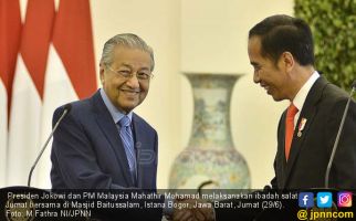 Mahathir Bicara soal WNI Halal dan Tak Legal di Malaysia - JPNN.com