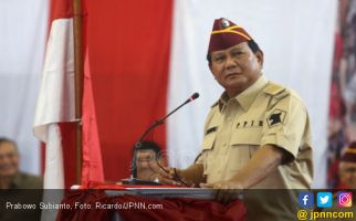 Ingatkah Elektabilitas Jokowi dan Anies Jelang Pilkada DKI? - JPNN.com