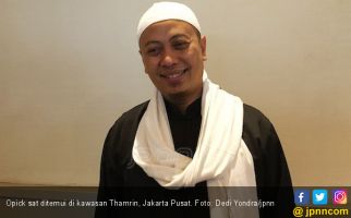 Opick Ingin Jadikan Golok Sebagai Warisan Budaya Indonesia - JPNN.com