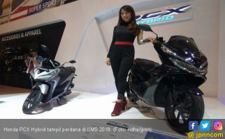 AHM Rilis Harga Honda PCX Hybrid, Tertarik? - JPNN.com