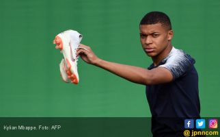 Cara Kylian Mbappe Memberi Tahu Klub yang akan Dia Bela Musim Depan - JPNN.com