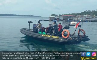 Lanal Nias Gelar SAR Speed Boat yang Hilang Kontak - JPNN.com