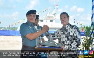 Dua Kapal Patroli Kamla Buatan Batam Diserahkan ke TNI AL - JPNN.com