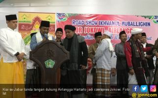 Kiai dan Ulama Jabar Tanda Tangan Dukung Airlangga - JPNN.com