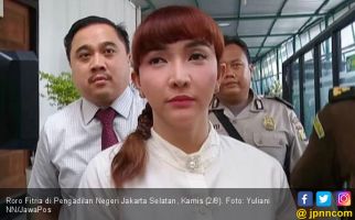 Kesaksian Ibunda Roro Fitria Ditolak, Nih Alasannya - JPNN.com
