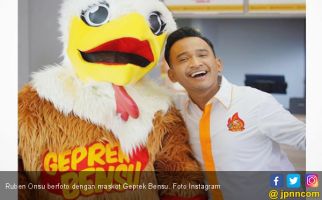 Ruben Onsu Susah Tidur Akibat Masalah Nama Geprek Bensu - JPNN.com