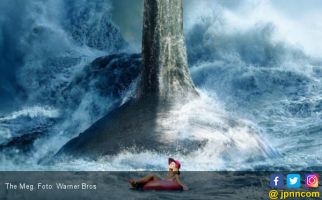 The Meg: Teror Hiu Superbesar Kalahkan Jaws - JPNN.com