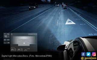 Lampu Mobil Mercedes Benz Bisa Kirim Pesan dan Gambar - JPNN.com