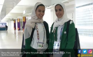 Atlet Perempuan Arab Saudi, Kalah Tetap Senyum Manis - JPNN.com