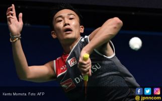 Menang Mudah Atas Lin Dan, Kento Momota Tembus Semifinal - JPNN.com