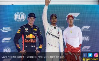 Posisi Pole Bawa Hamilton Genggam Podium F1 Singapura - JPNN.com