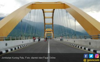 Ya Allah, Jembatan Kuning Palu Putus Usai Gempa dan Tsunami - JPNN.com