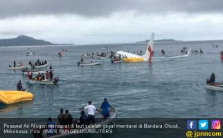 Hujan Lebat, Pesawat Air Niugini Salah Mendarat - JPNN.com