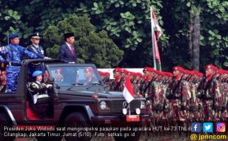 Jadi Irup di HUT TNI, Jokowi Tegaskan Komitmen Berantas PKI - JPNN.com