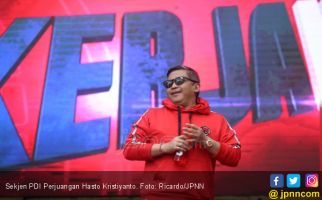 Prabowo Tambah Usia, Hasto Bilang Begini - JPNN.com