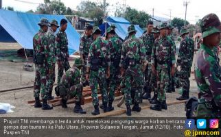 TNI Merelokasi Warga Korban Gempa dan Tsunami ke Palu Utara - JPNN.com