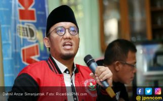 Ketemu Jubir Prabowo di Rumah Makan Sambalado, Ketua KPU Kota Pariaman Dipecat - JPNN.com