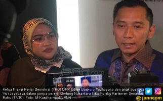 Vivi Sempat Ragukan Ruangan Kerjanya Tertembus Peluru Nyasar - JPNN.com